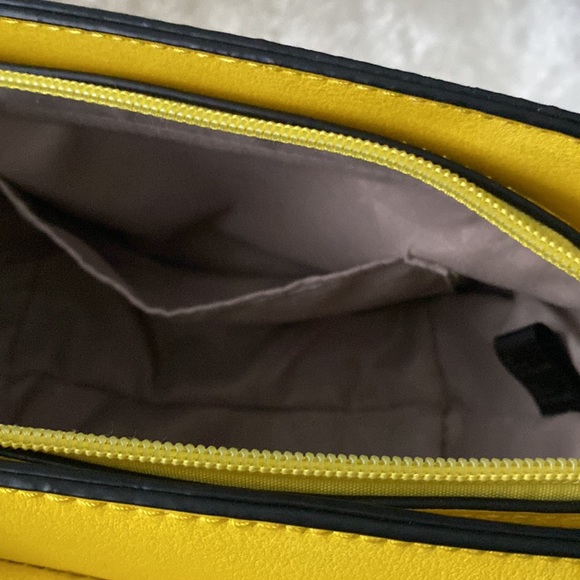 Cute Yellow BOLSA Handbag with Big Bow - Picture 8 of 14